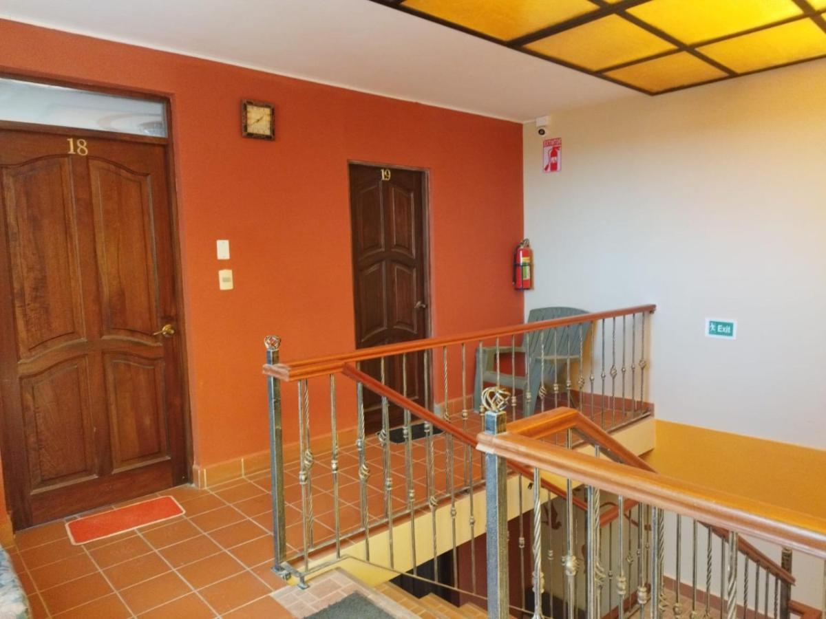 לינה וארוחת בוקר Uyuni Hostal Yokoso מראה חיצוני תמונה